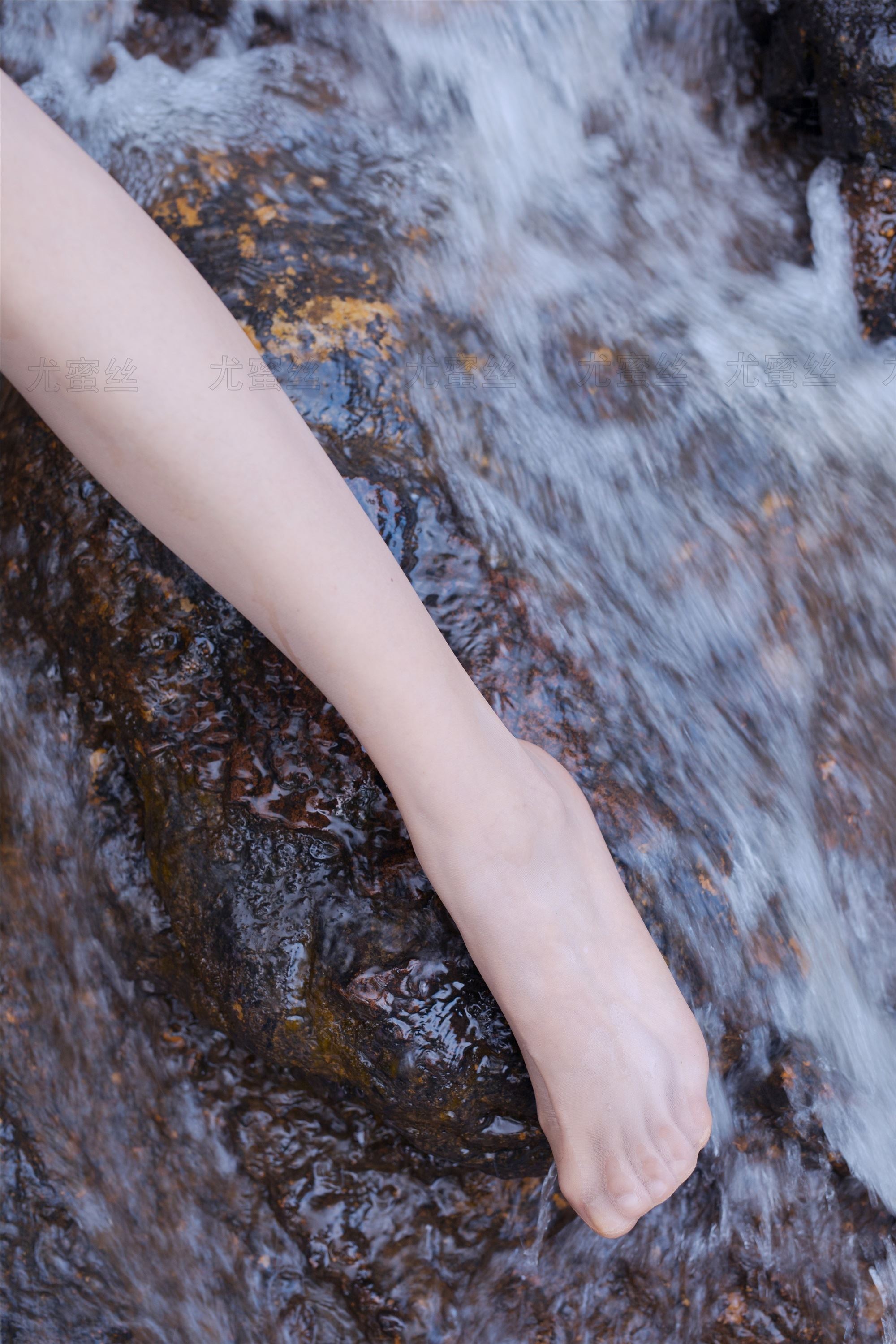 尤蜜丝 穿搭写真 NO.031